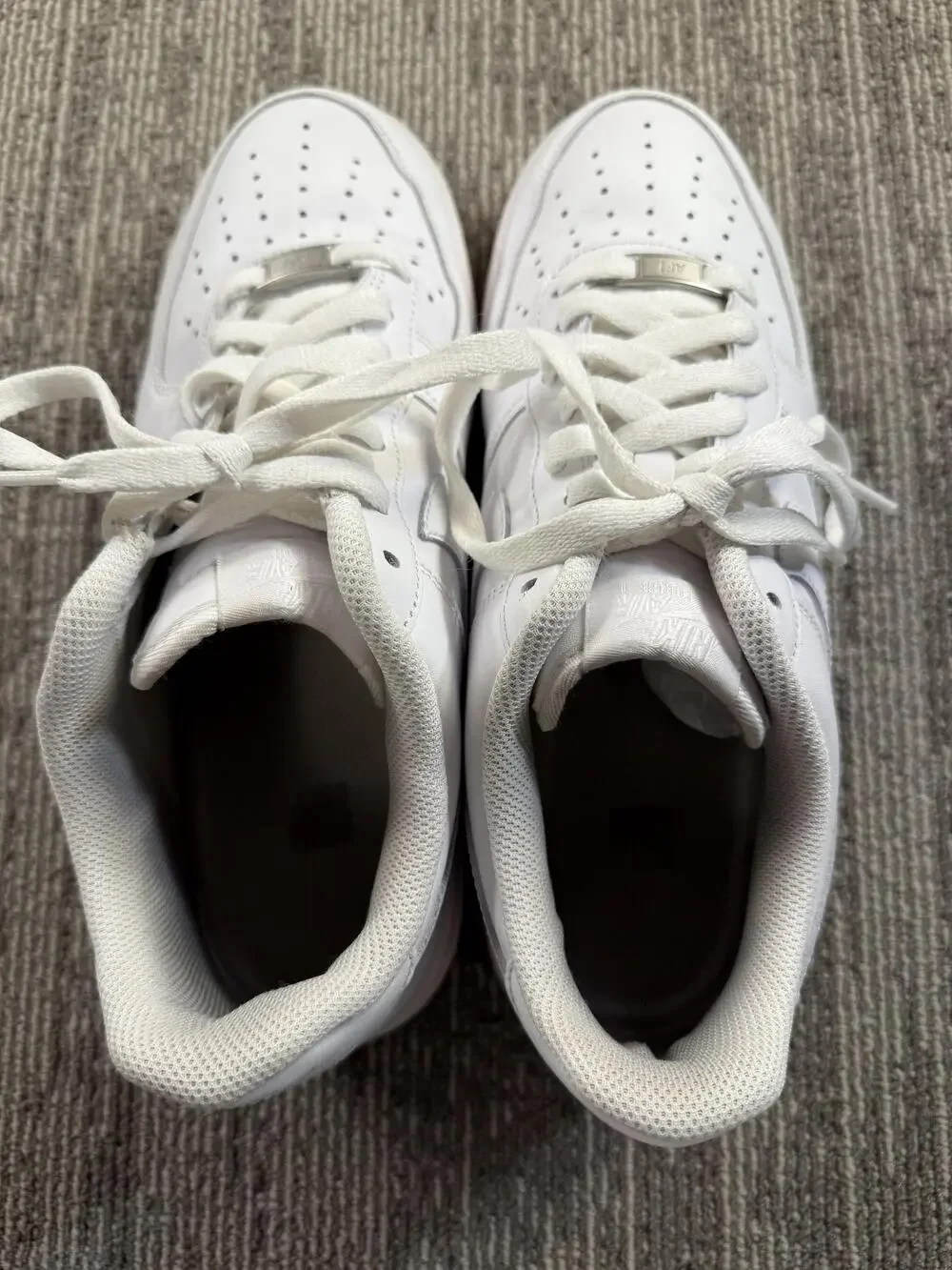 Nike Air Force 1 '07 Shoes Mens Size 10 White Triple White Low AF1 CW2288-111